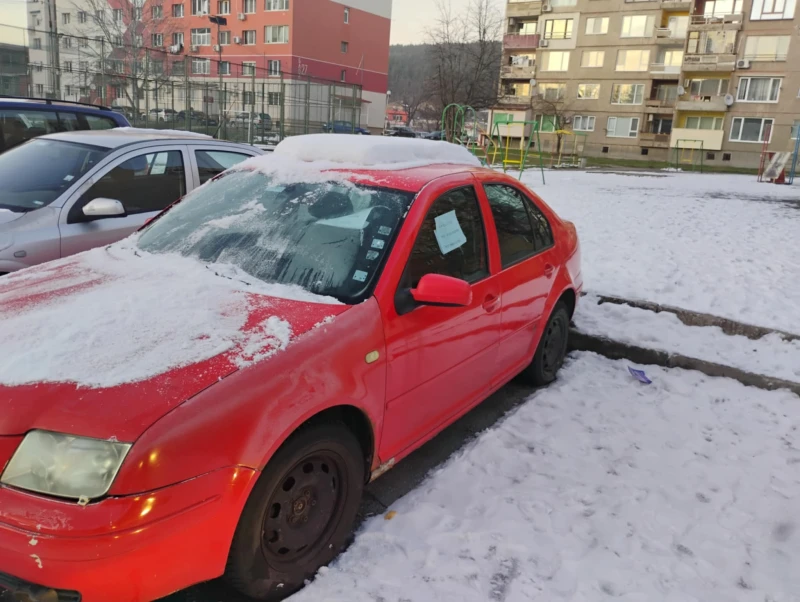 VW Bora, снимка 2 - Автомобили и джипове - 48591516