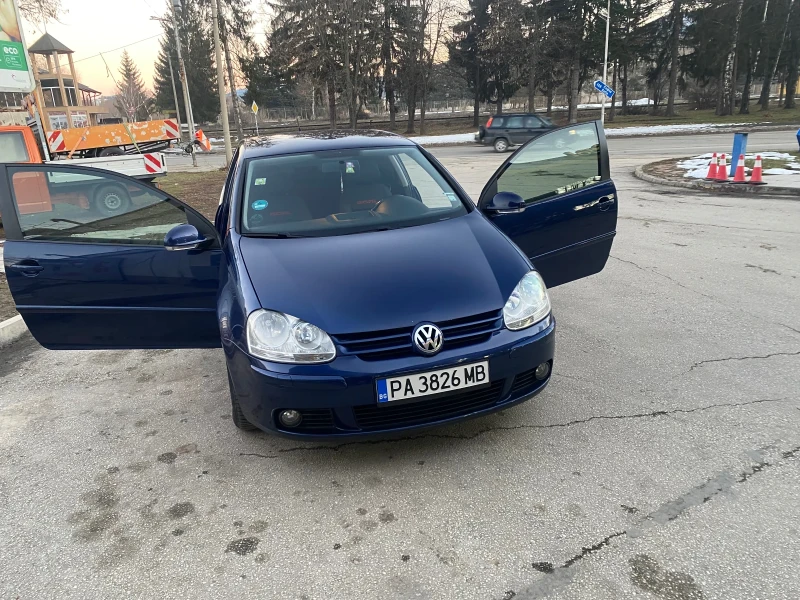 VW Golf 1.6 i, снимка 2 - Автомобили и джипове - 48827520