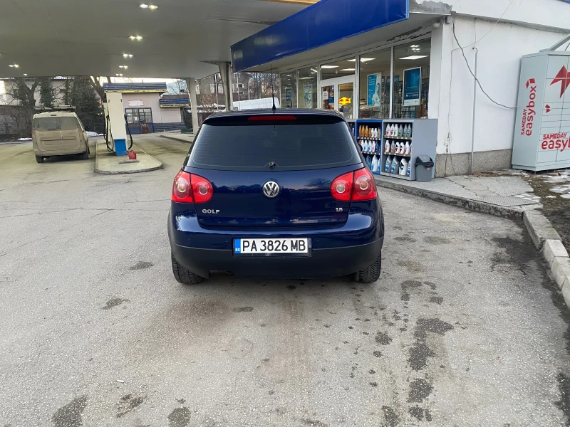 VW Golf 1.6 i, снимка 4 - Автомобили и джипове - 48827520