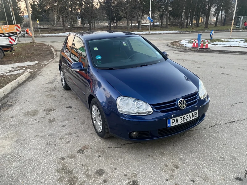 VW Golf 1.6 i, снимка 6 - Автомобили и джипове - 48827520