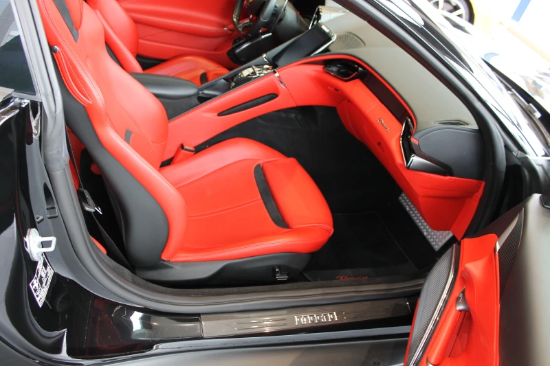 Ferrari Roma, снимка 15 - Автомобили и джипове - 50474292