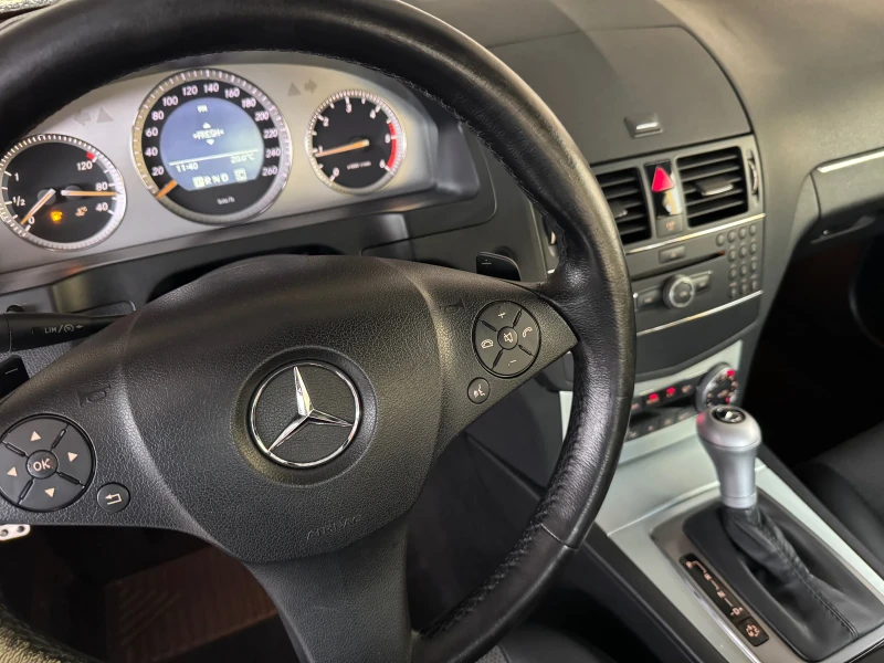 Mercedes-Benz C 220 AMG* CDi* 170 kc* КОЖА* , снимка 13 - Автомобили и джипове - 51376845