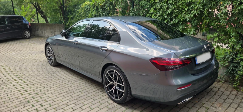 Mercedes-Benz E 450 AMG* Night* Distronic* 4Matic* 360cam, снимка 17 - Автомобили и джипове - 52509702