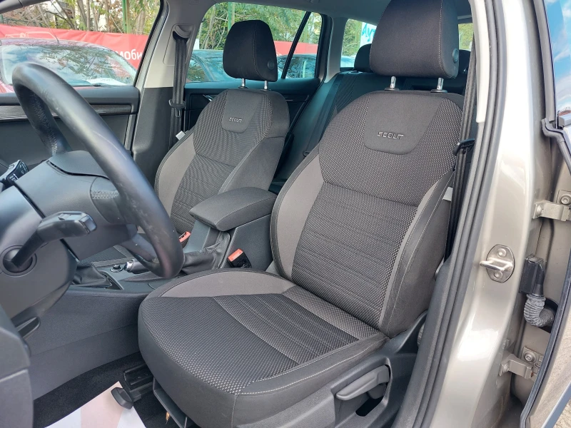 Skoda Octavia 2.0TDI* SCOUT* AUTOMATIC-DSG* 36м. х 861лв.* , снимка 8 - Автомобили и джипове - 52277390