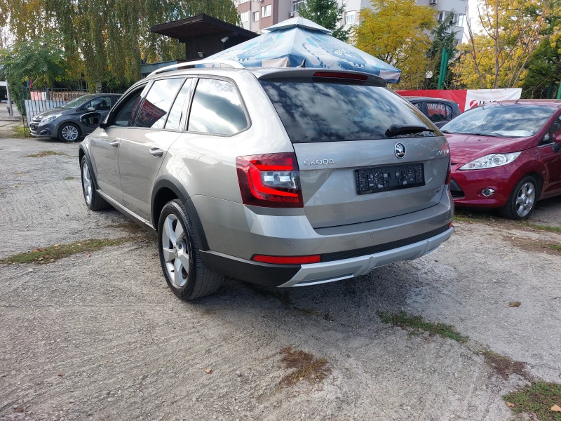 Skoda Octavia 2.0TDI* SCOUT* AUTOMATIC-DSG* 36м. х 861лв.* , снимка 5 - Автомобили и джипове - 52277390