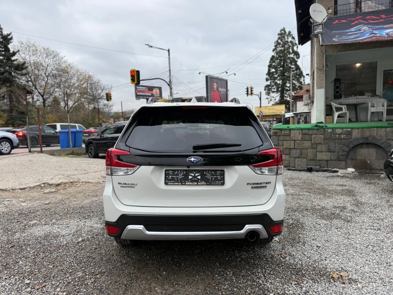 Subaru Forester E-Boxer Европейски AWD, снимка 5 - Автомобили и джипове - 52314452