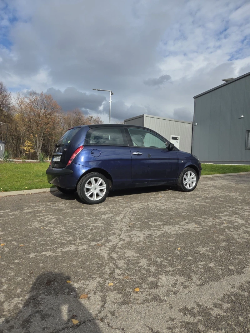 Lancia Ypsilon 1.3, снимка 5 - Автомобили и джипове - 52355255