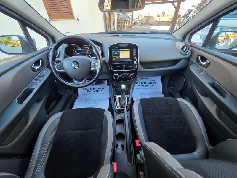 Renault Clio 1.5DCI, снимка 9 - Автомобили и джипове - 53048981