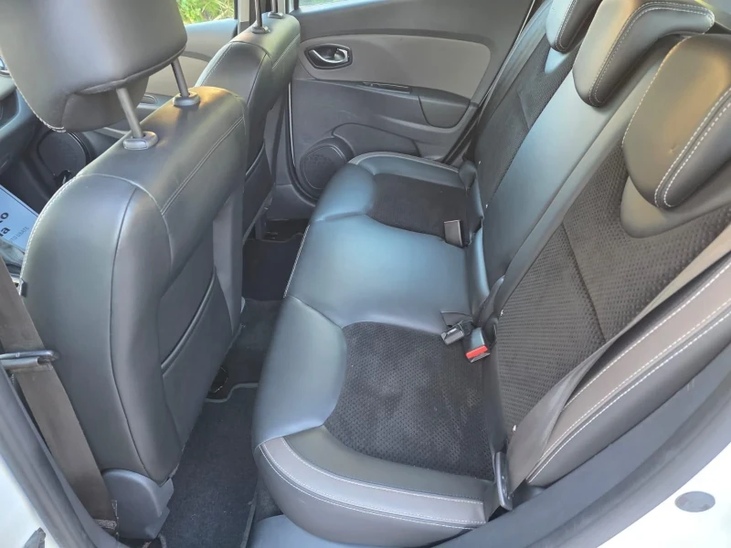 Renault Clio 1.5DCI, снимка 12 - Автомобили и джипове - 53048981