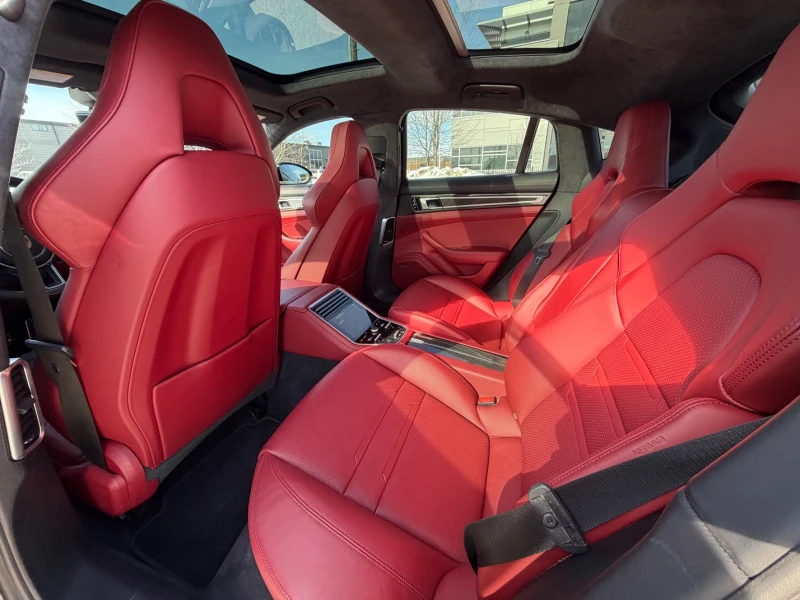 Porsche Panamera GTS / FULLY LOADED / ЛИЦЕНЗИРАН ПРОДАВАЧ, снимка 16 - Автомобили и джипове - 53496540