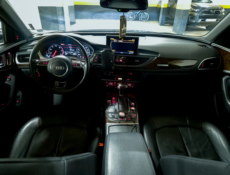 Audi A6, снимка 17 - Автомобили и джипове - 53498111