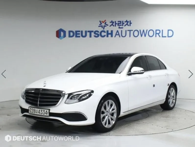 Mercedes-Benz E 220 D Exclusive - САМО 30% АВАНС