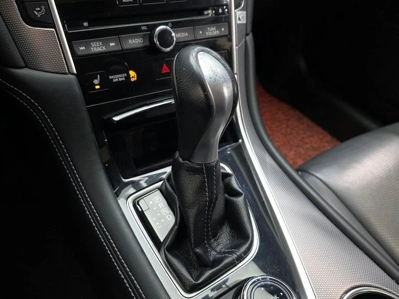 Infiniti Q50 2.1 Automatic, снимка 9 - Автомобили и джипове - 55920403