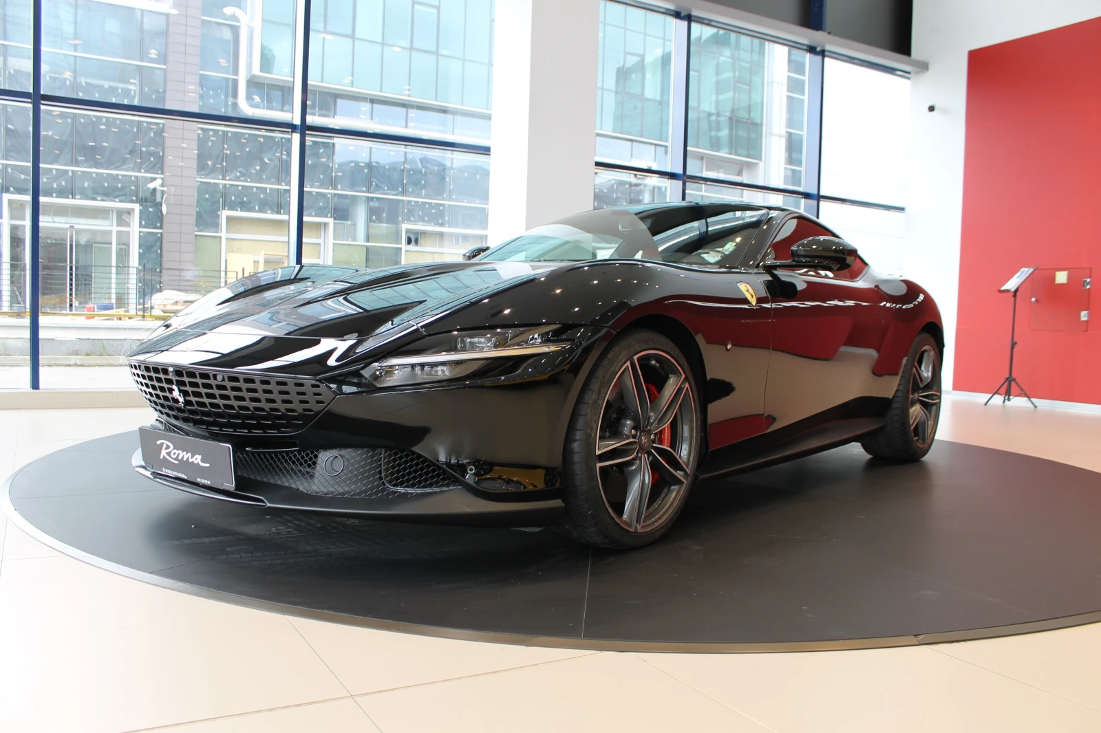 Ferrari Roma, снимка 1