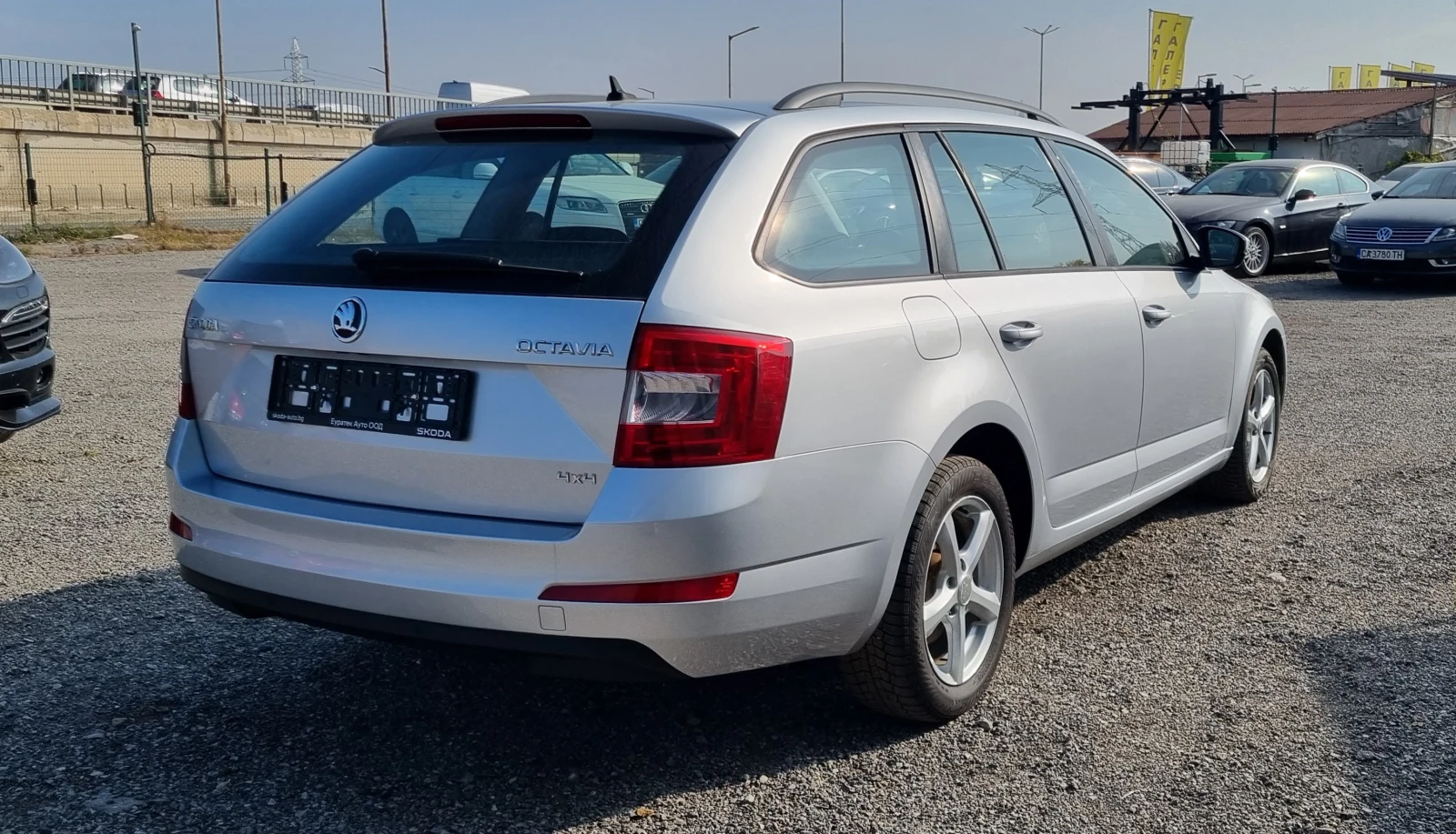 Skoda Octavia 2.0 TDI/4x4/ DSG/ Швейцария - изображение 5