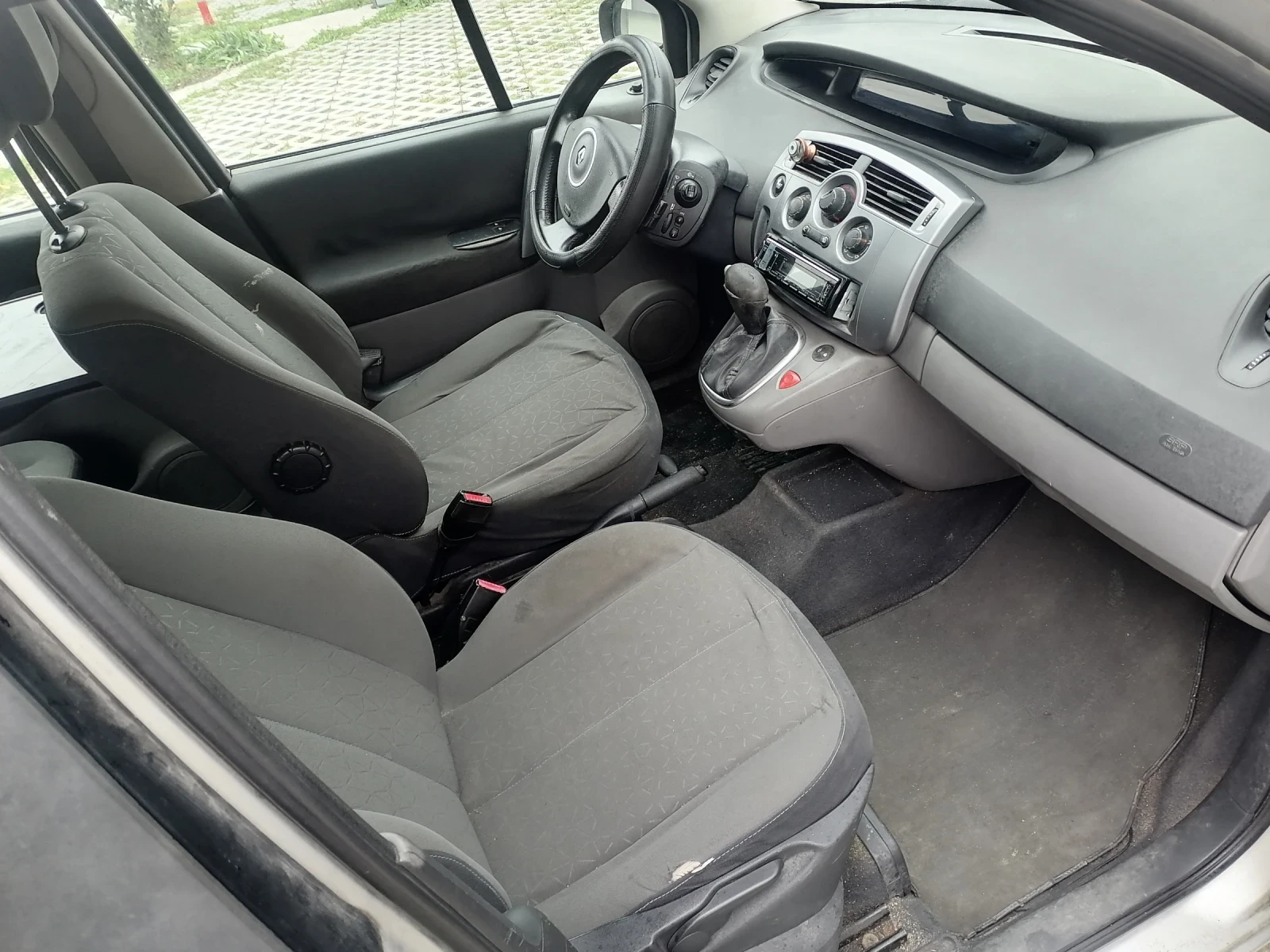 Renault Grand scenic 1.6 Газ Автоматик - изображение 5