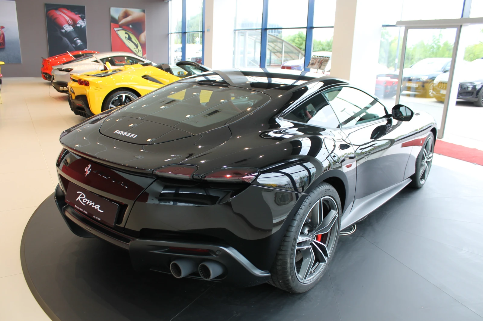 Ferrari Roma  - изображение 5