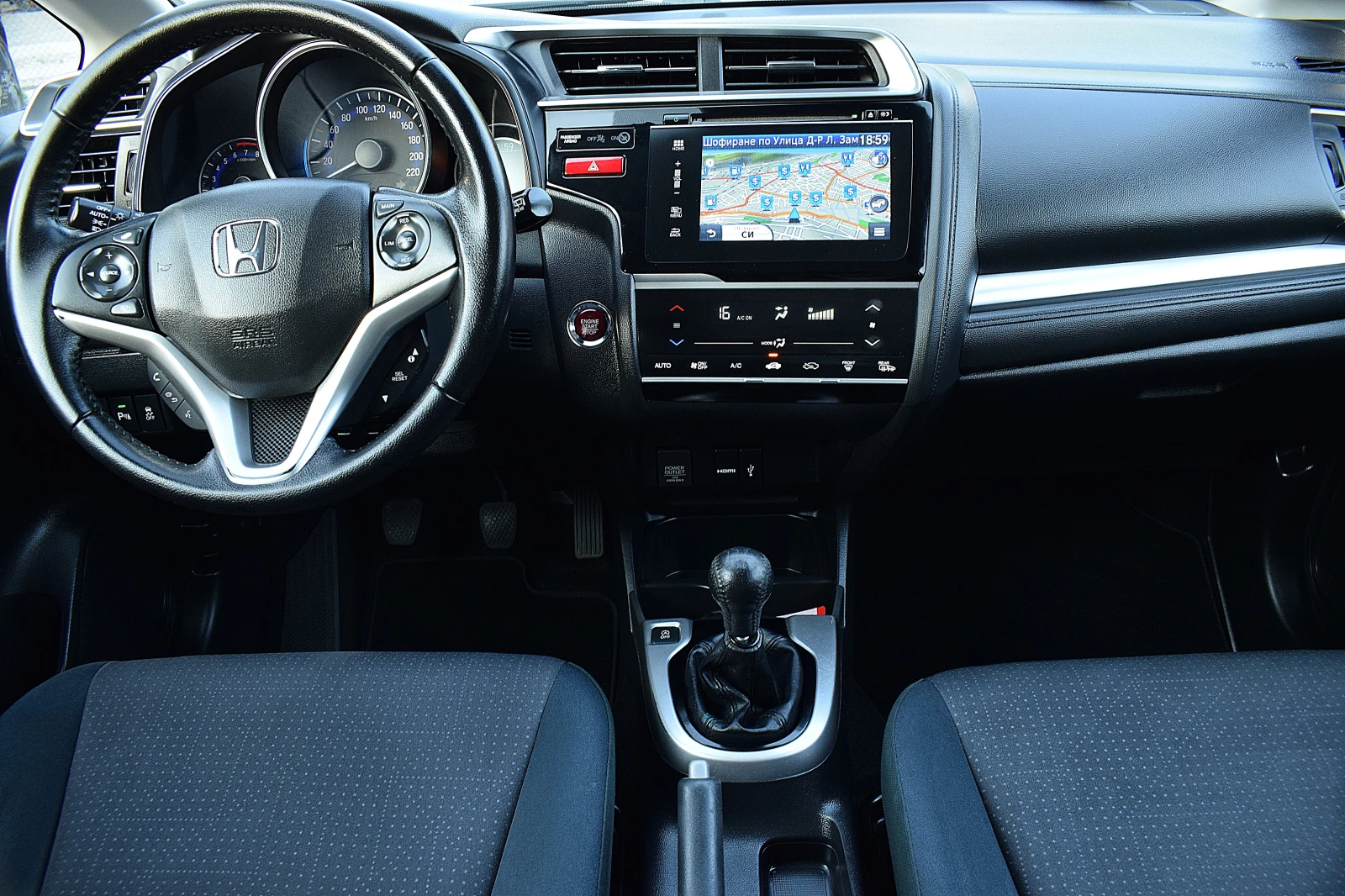 Honda Jazz 1.3ШВЕЙЦАРИЯ/КЛИМАТРОНИК/Keyles/Халогени/Осова/Лед - изображение 10