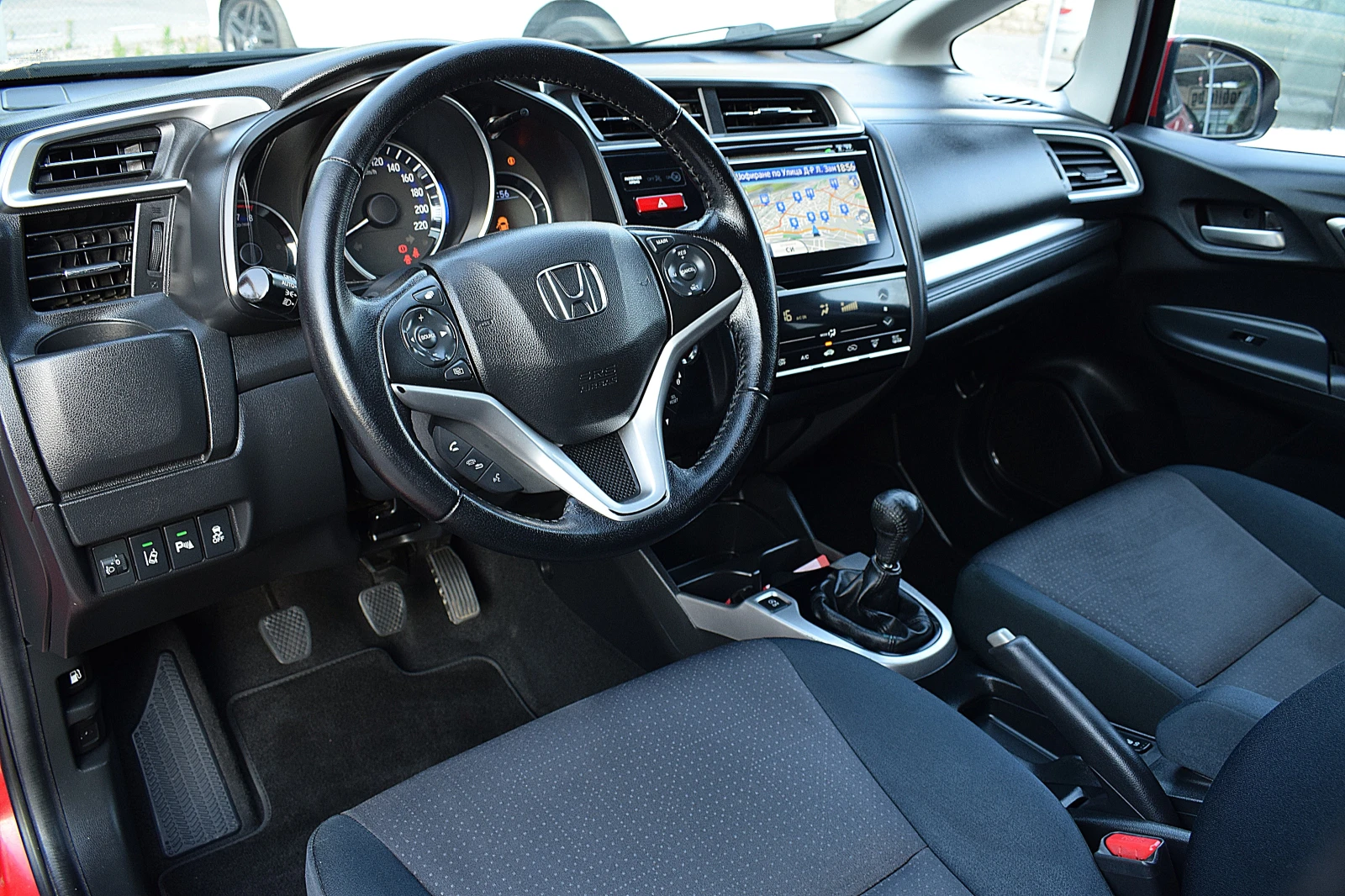 Honda Jazz 1.3ШВЕЙЦАРИЯ/КЛИМАТРОНИК/Keyles/Халогени/Осова/Лед - изображение 8
