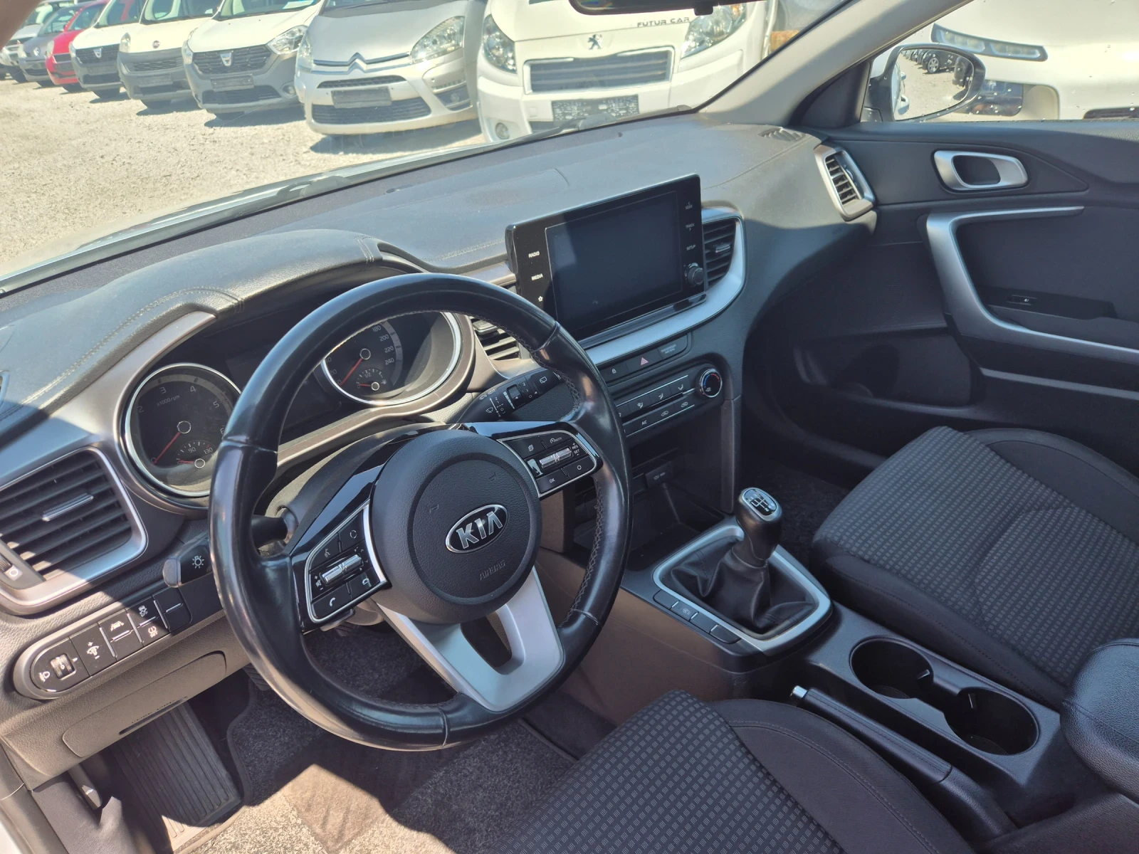 Kia Ceed 1.6 CRDI - изображение 10