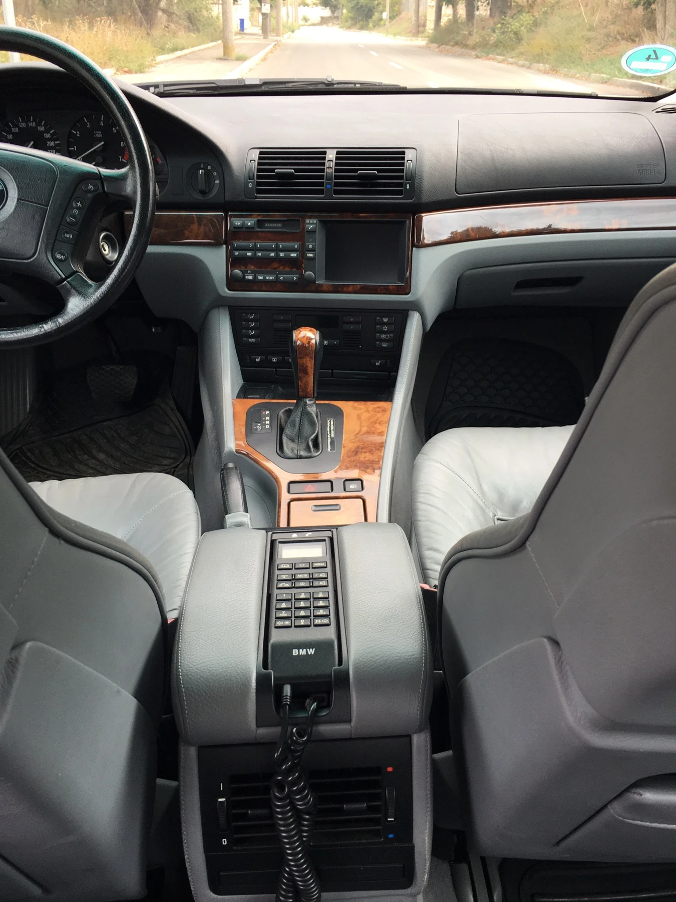 BMW 528  - изображение 10