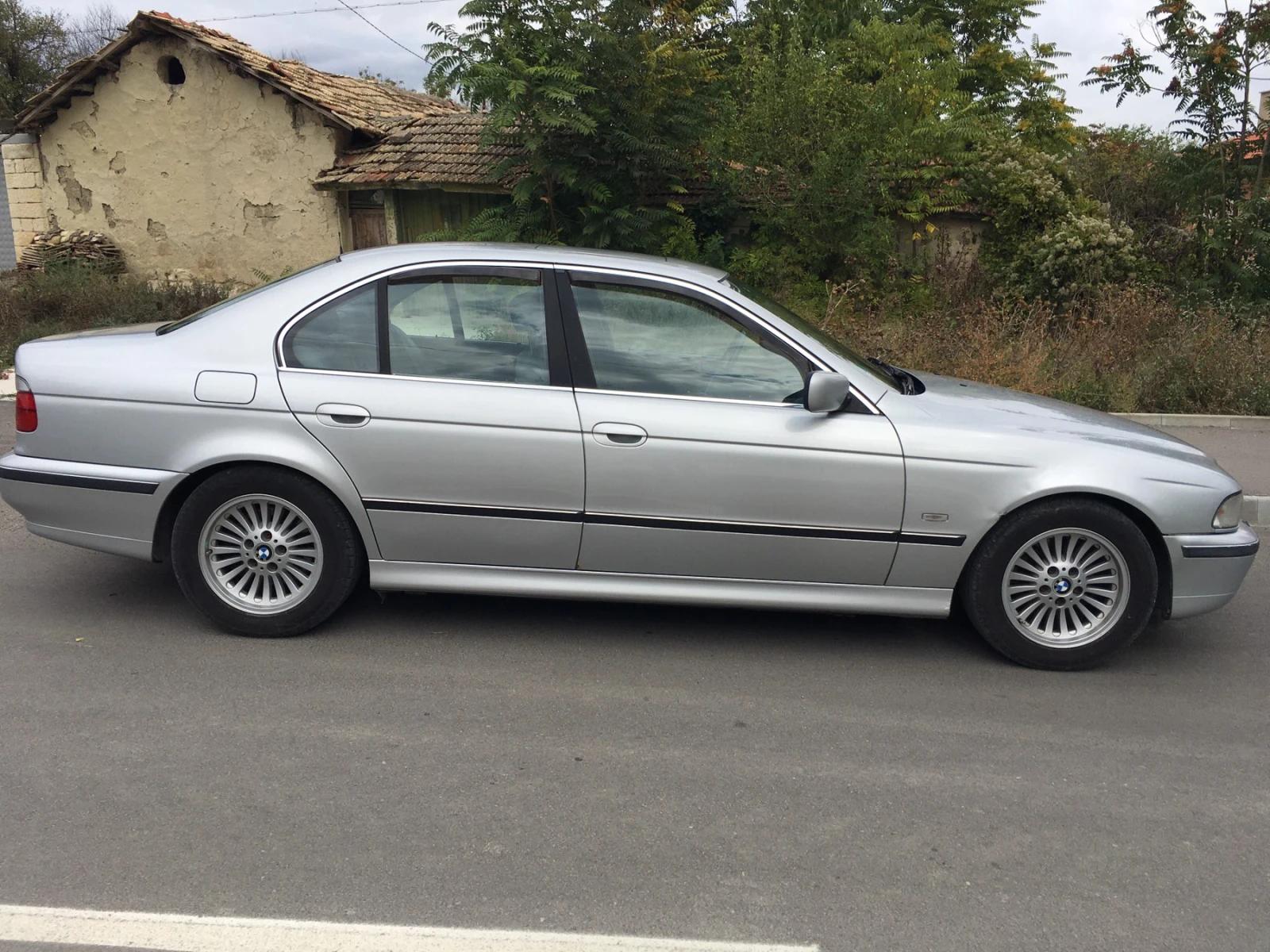 BMW 528  - изображение 6