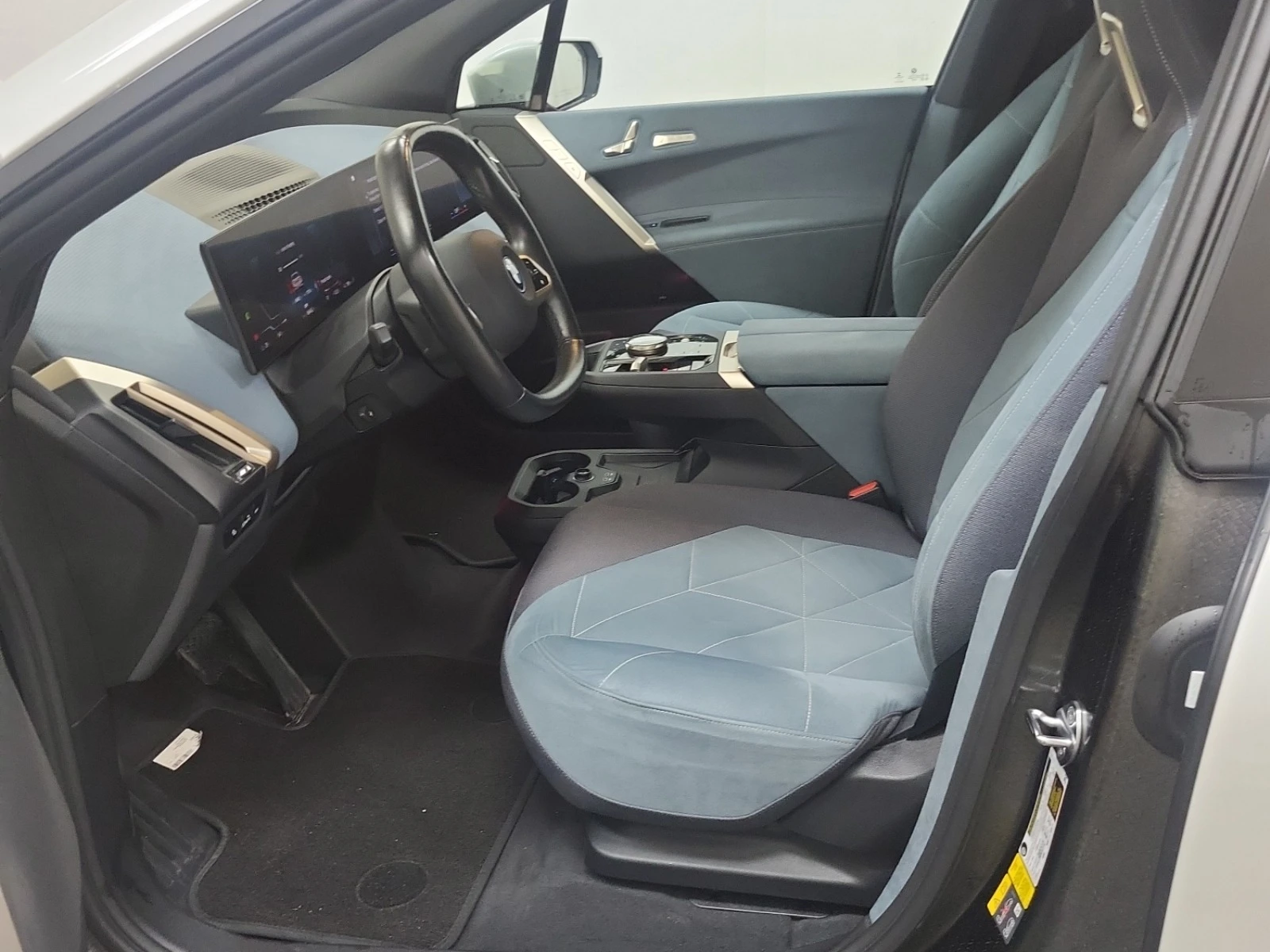 BMW iX 40i * * CARFAX * * АВТО КРЕДИТ * *  - изображение 7