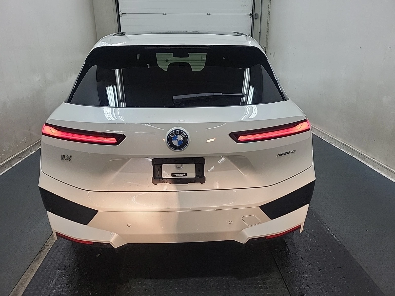 BMW iX 40i * * CARFAX * * АВТО КРЕДИТ * *  - изображение 6
