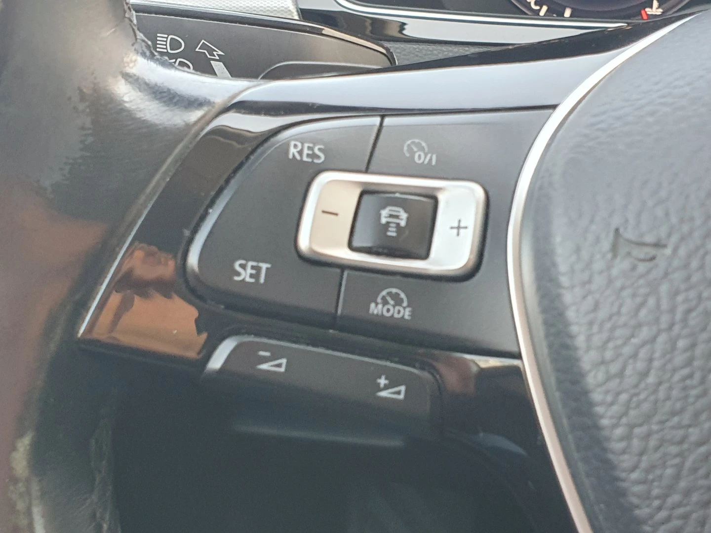 VW Passat Comfortline 2.0TDI BMT | Mobile.bg — изображение 12