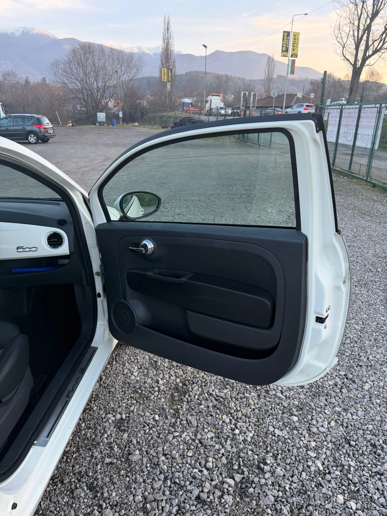 Fiat 500 1.2i Перфектен - изображение 9