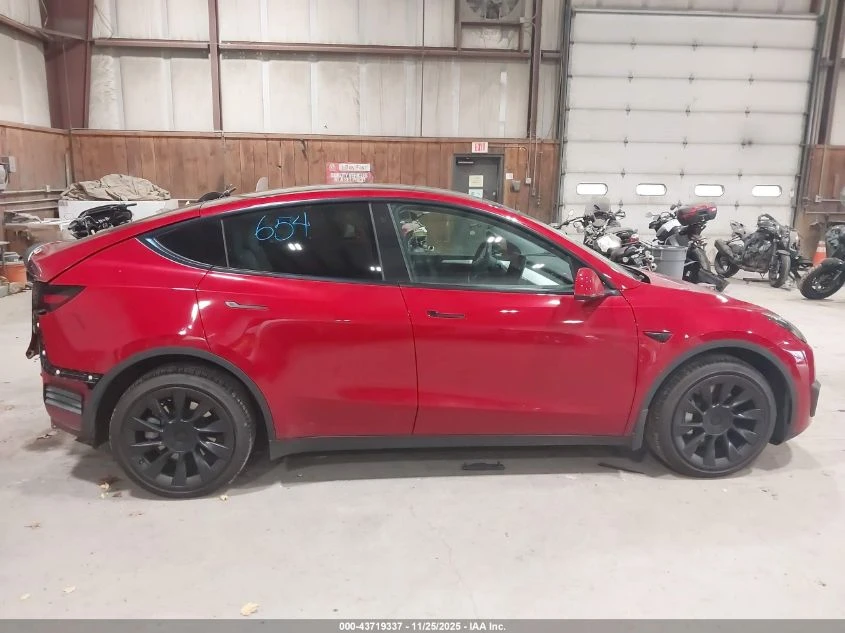 Tesla Model Y U   U All Wheel Drive - изображение 6
