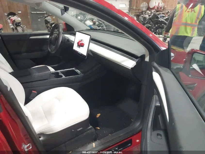 Tesla Model Y U   U All Wheel Drive | Mobile.bg � ����������� 12