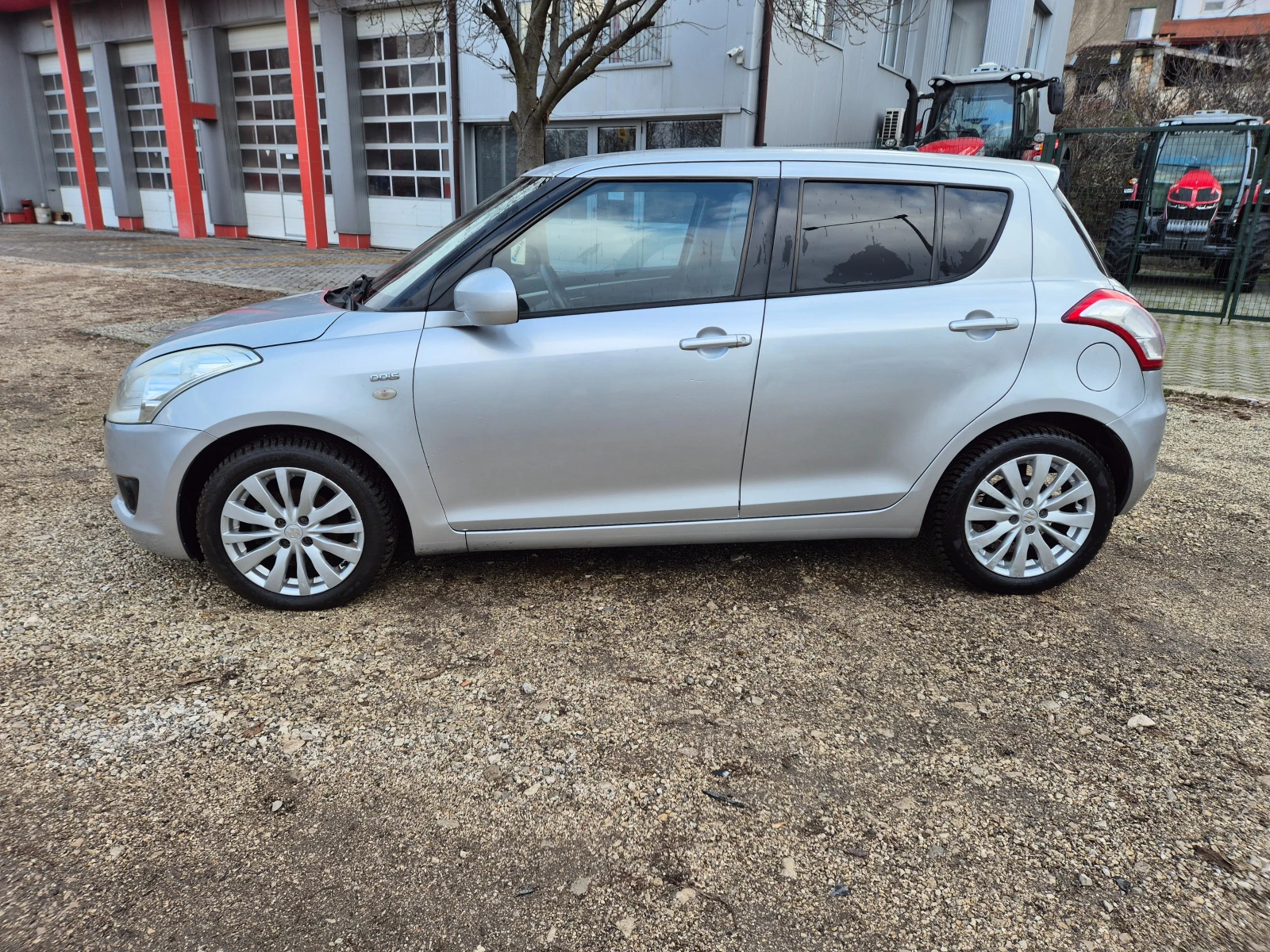 Suzuki Swift 1.3DDIS - изображение 4