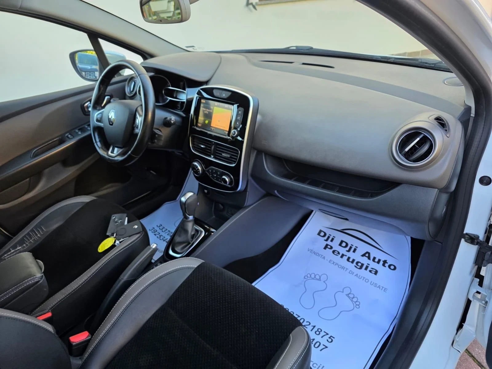 Renault Clio 1.5DCI - изображение 10