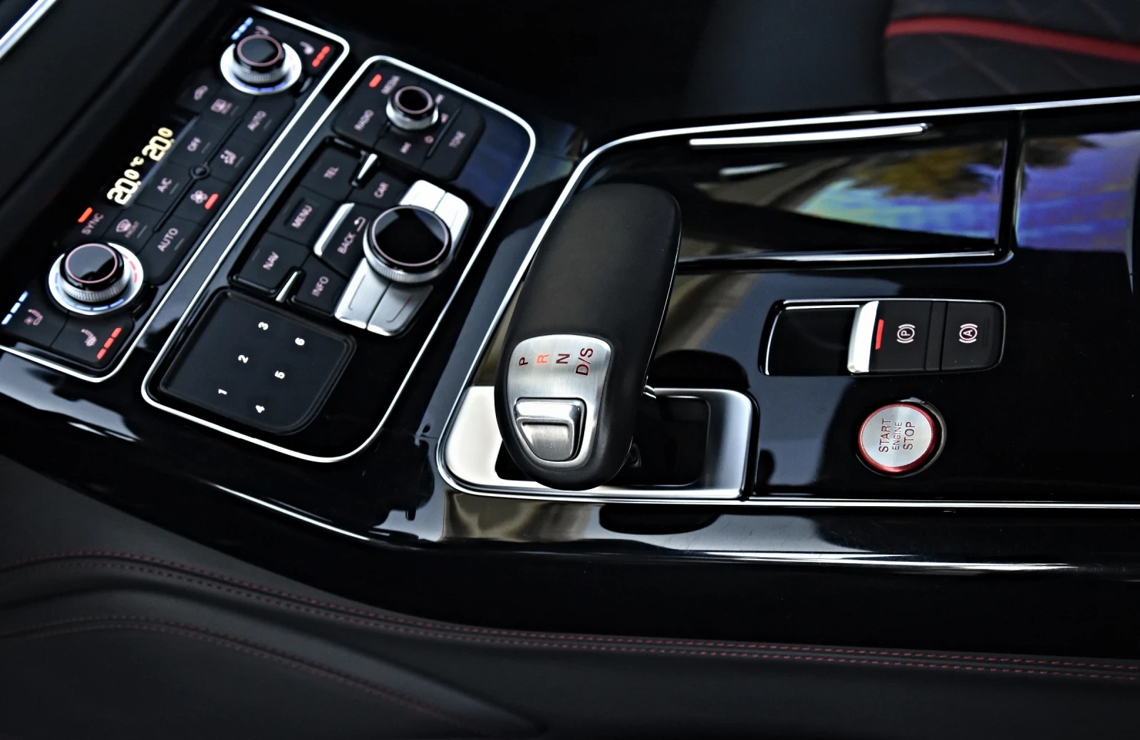 Audi S8 PLUS 4.0 V8T CARBON MATRIX 360 PANO B&O  EXCLUSIVE | Mobile.bg � ����������� 13