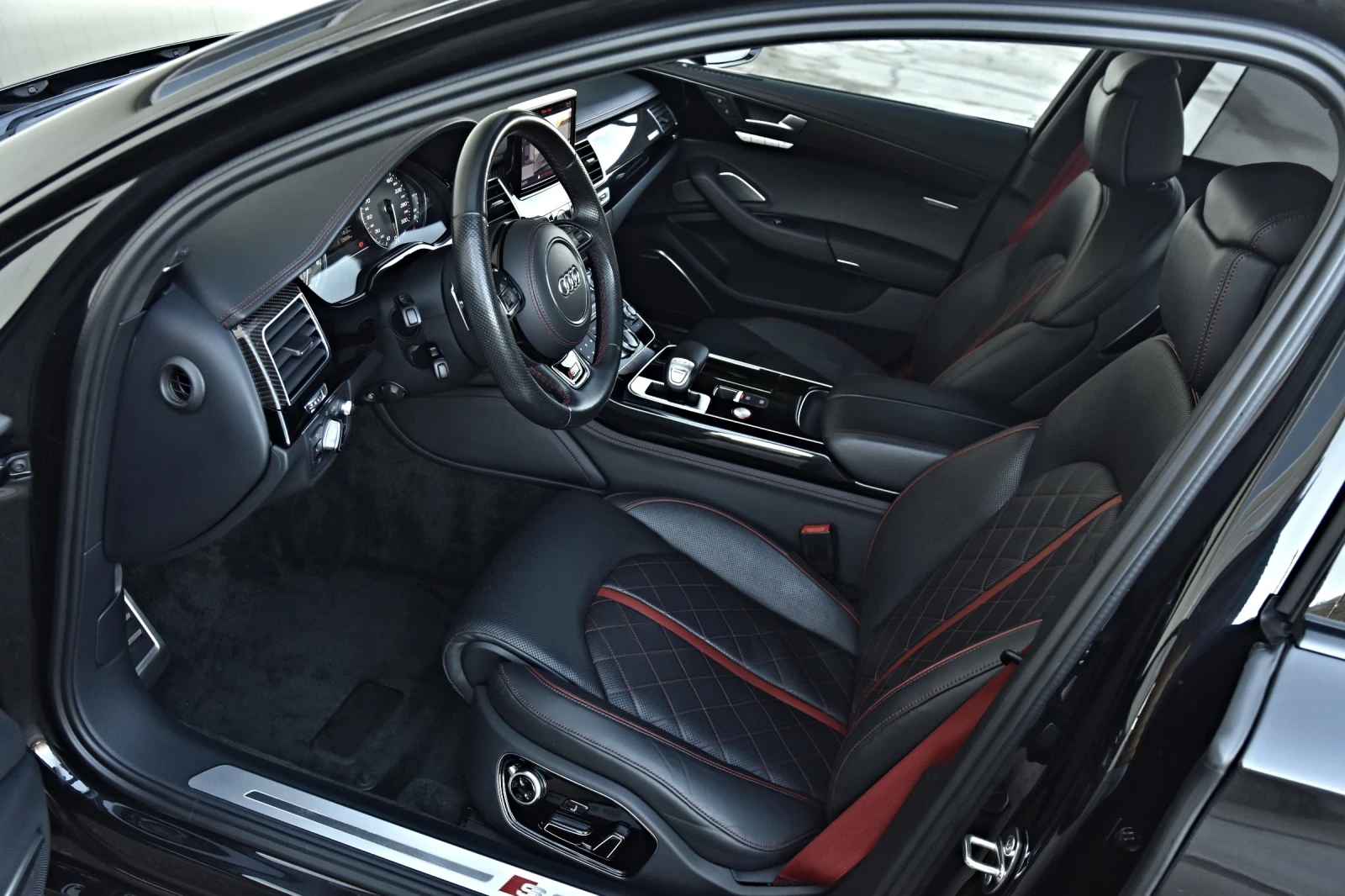 Audi S8 PLUS 4.0 V8T CARBON MATRIX 360 PANO B&O  EXCLUSIVE | Mobile.bg � ����������� 8
