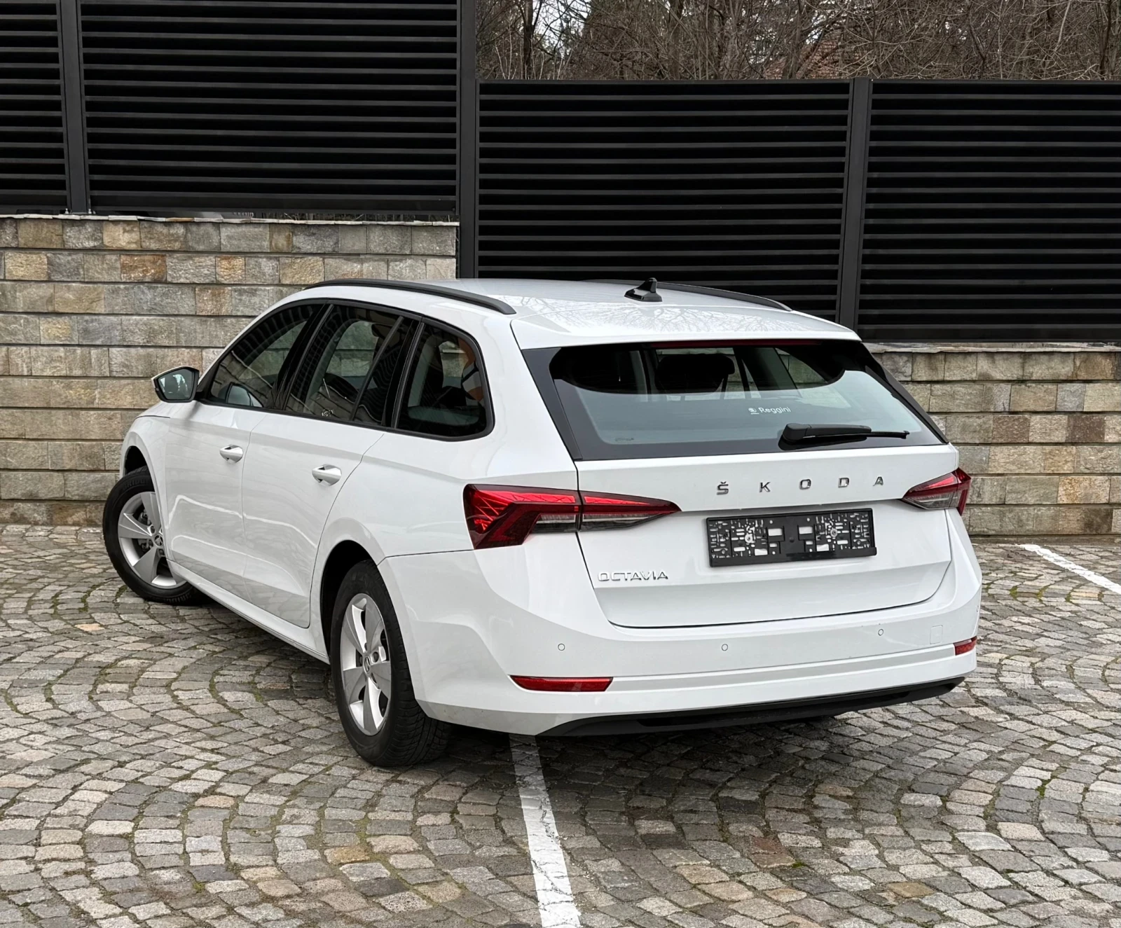 Skoda Octavia 2.0TDI 150kc DSG 2023 140000km - изображение 6