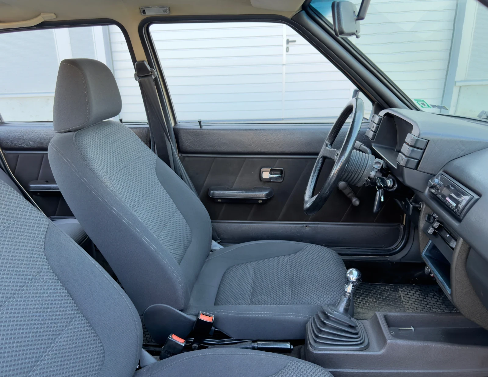 Audi 80 1, 6 turbo diesel, снимка 7 - Автомобили и джипове - 53709695