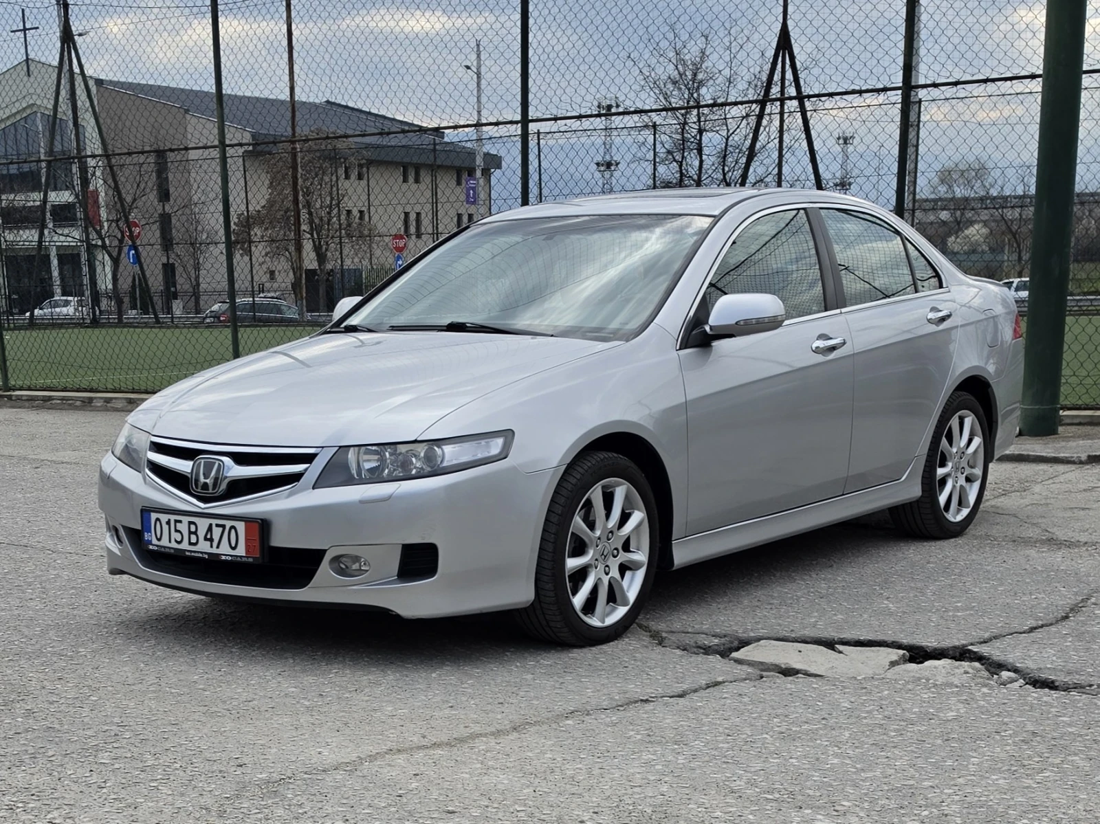 Honda Accord 2.4i-VTEC Distronic NAVI TUV 2027г.
