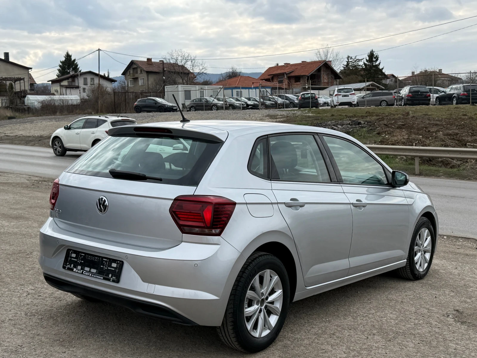 VW Polo 1.0TSI* NAVI* РЕГИСТРИРАН , снимка 3 - Автомобили и джипове - 53975671