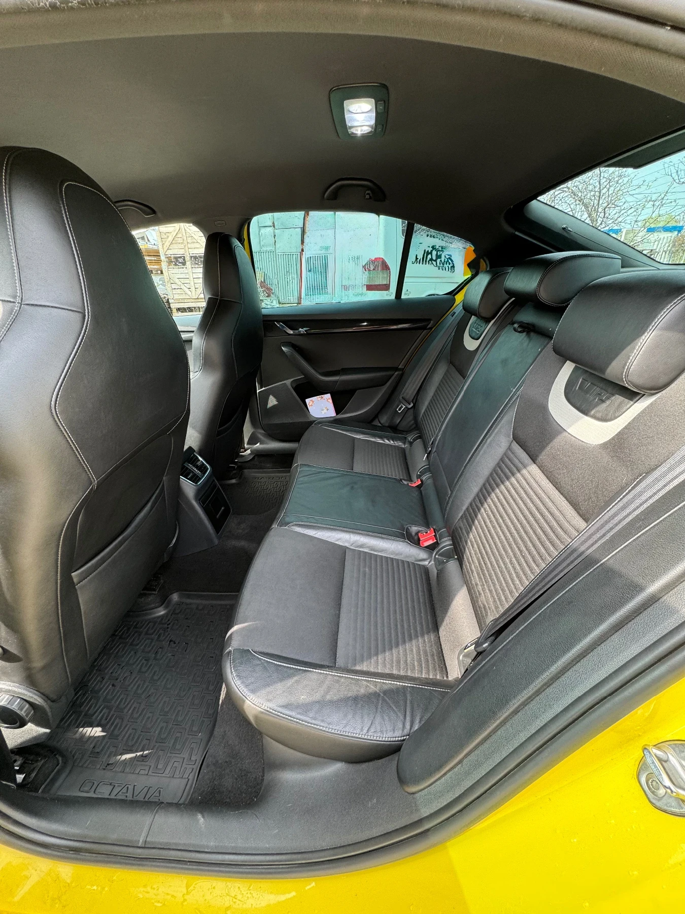 Skoda Octavia VRS, снимка 12 - Автомобили и джипове - 54184474