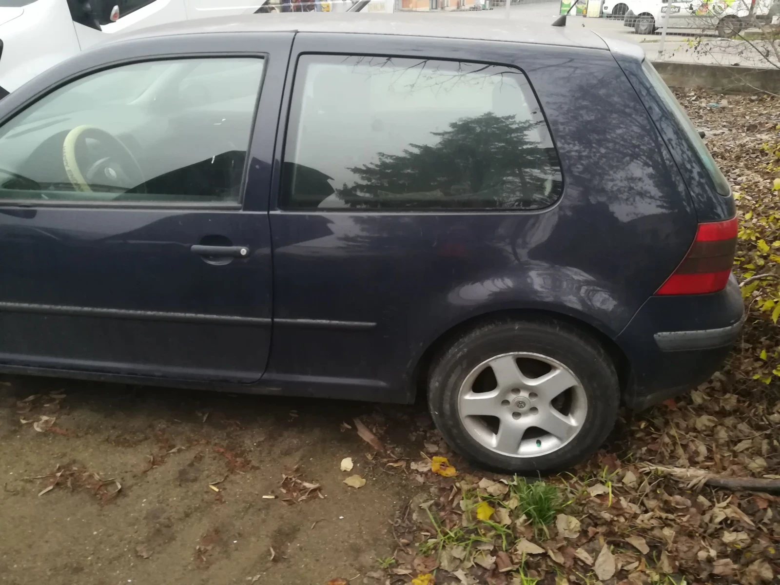 VW Golf 1.4i, снимка 2 - Автомобили и джипове - 54313026