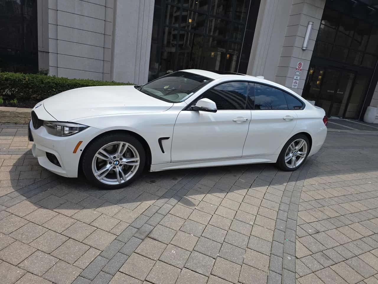 BMW 430 xDrive/ШИБИДАХ/ПОДГРЕВИ, снимка 3 - Автомобили и джипове - 54488485