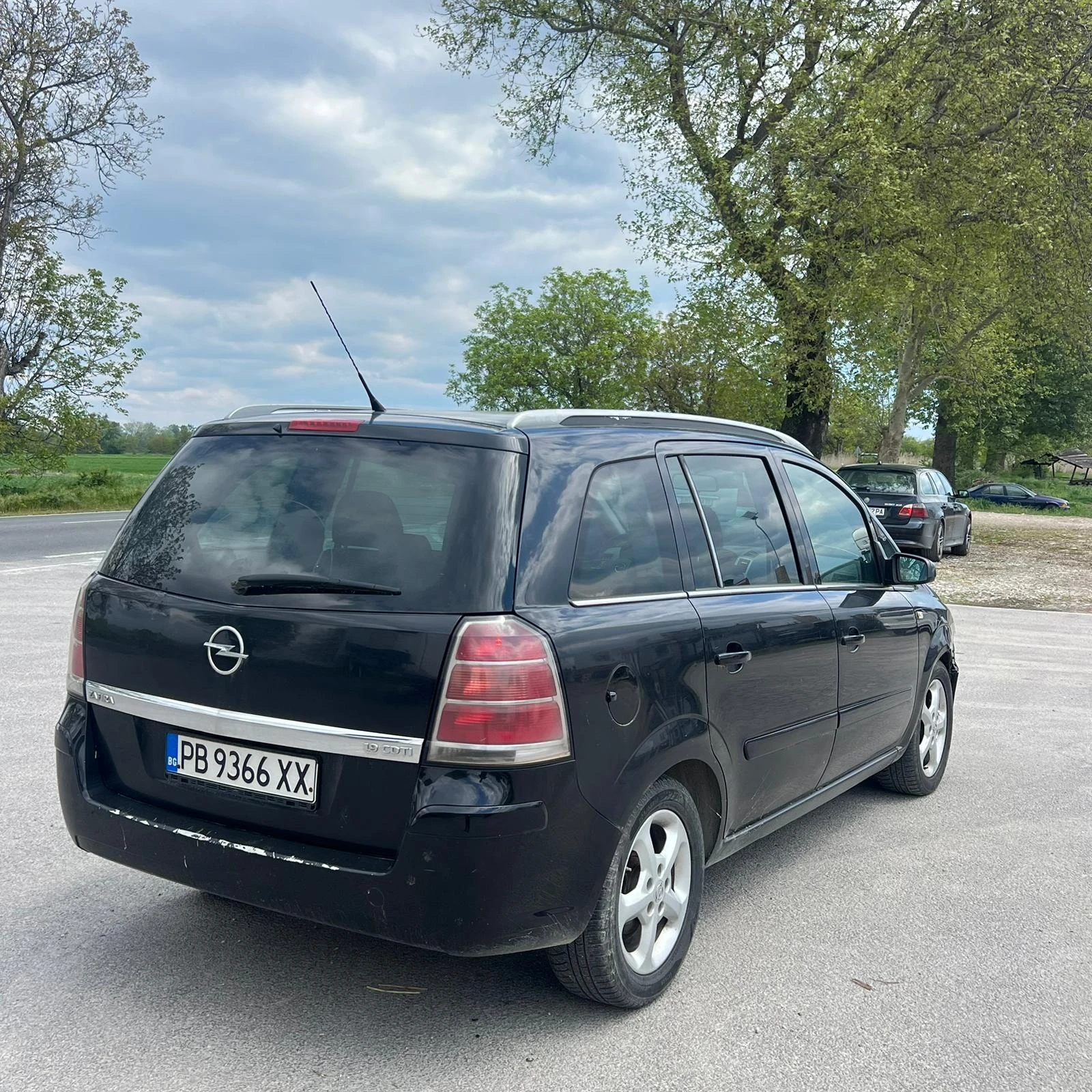 Opel Zafira 1, 9, снимка 9 - Автомобили и джипове - 54531937