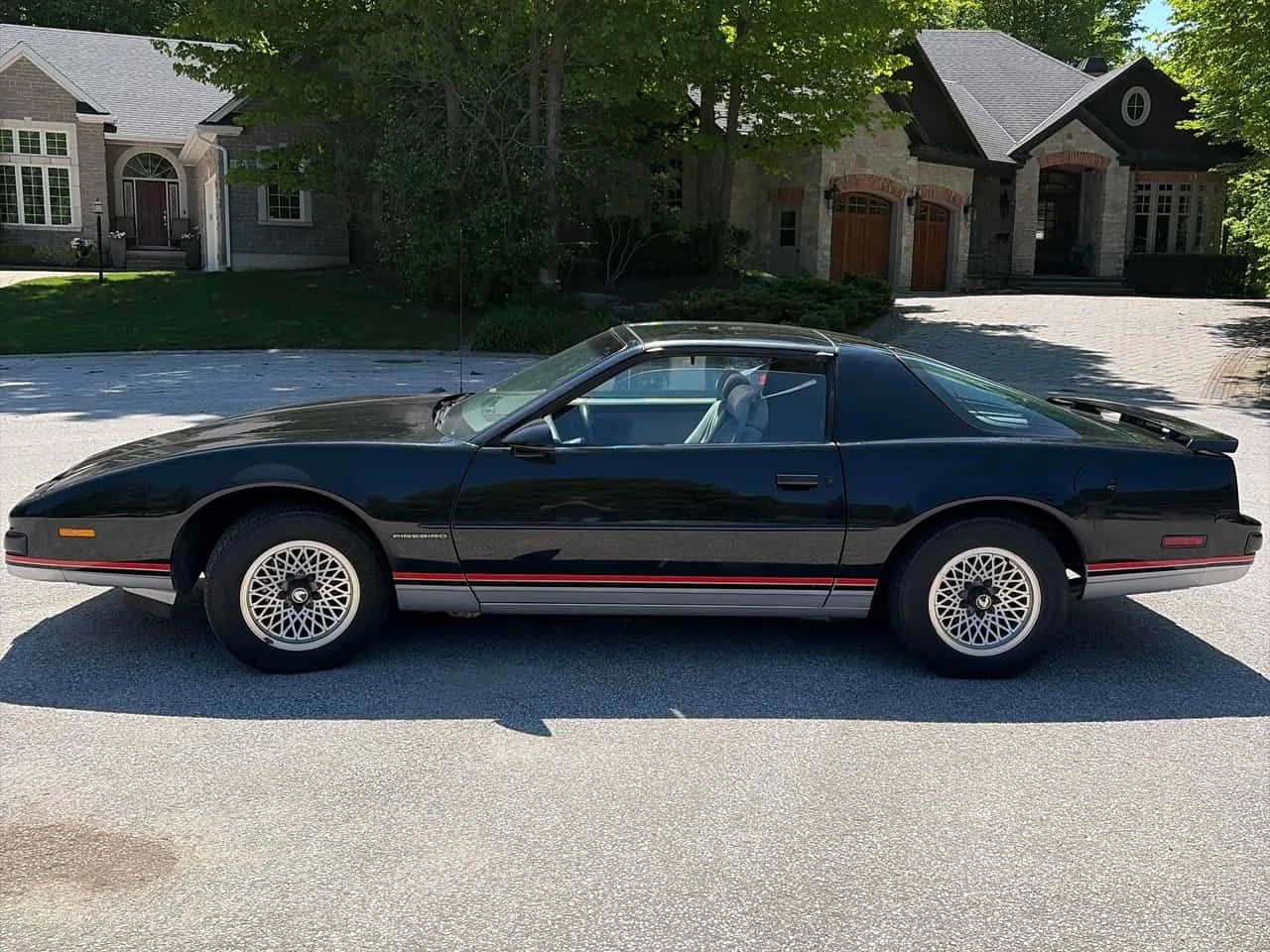 Pontiac Firebird * 2dr Coupe * CARFAX * БЕЗ ПЪРВОНАЧАЛНА ВНОСКА, снимка 2 - Автомобили и джипове - 54830229