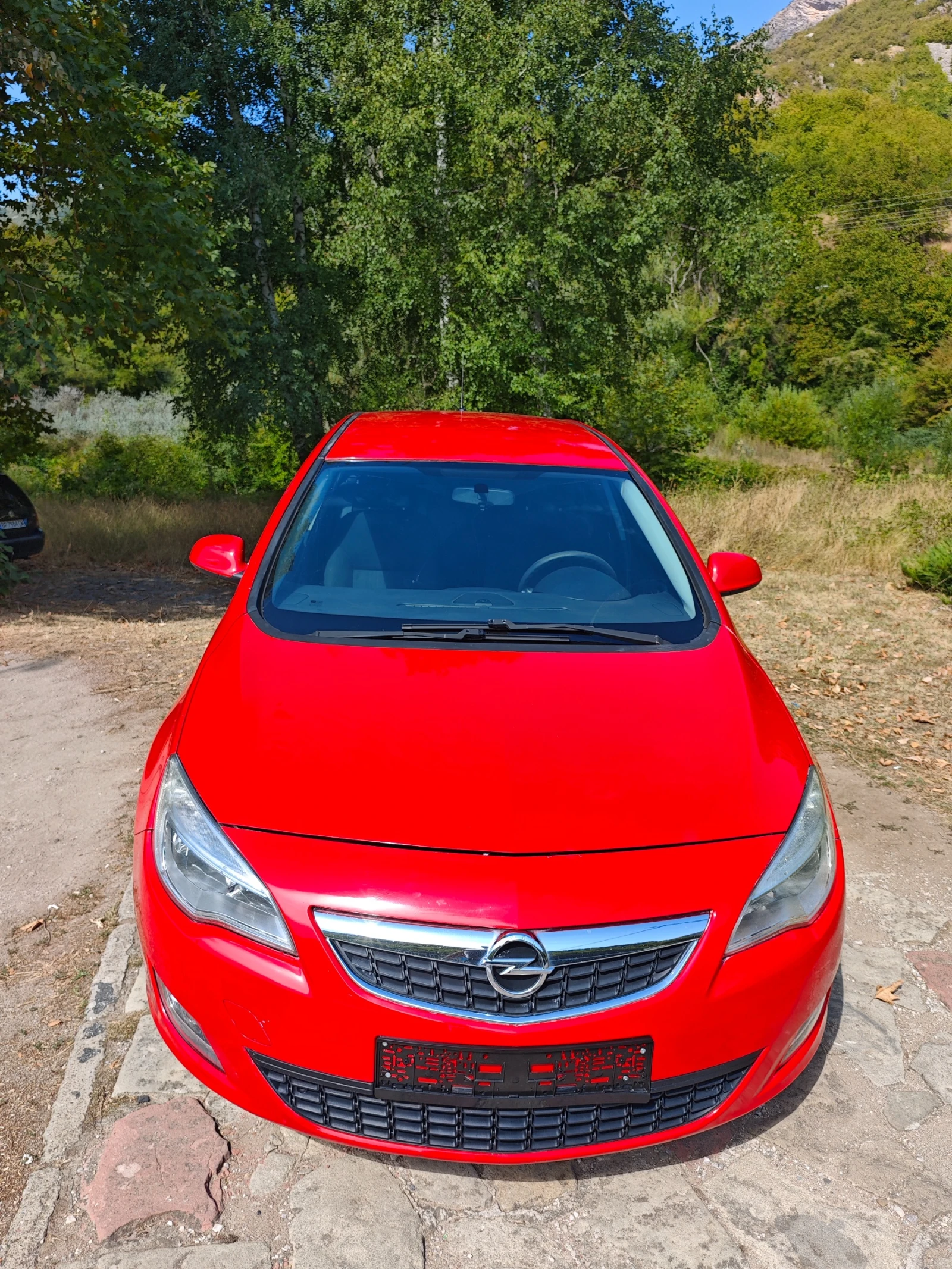 Opel Astra 1.4I НОВ ВНОС, снимка 11 - Автомобили и джипове - 55941672