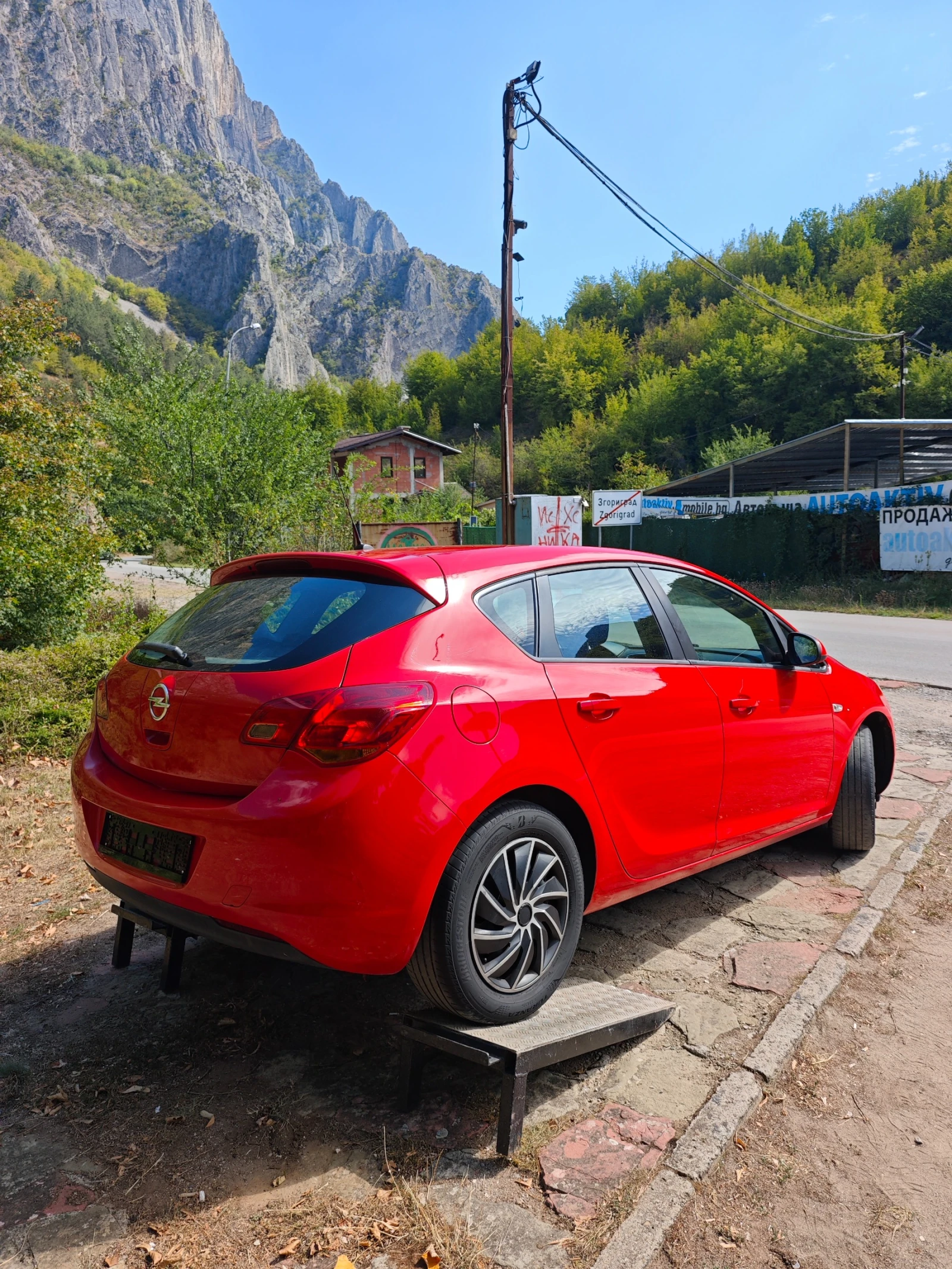Opel Astra 1.4I НОВ ВНОС, снимка 5 - Автомобили и джипове - 55941672