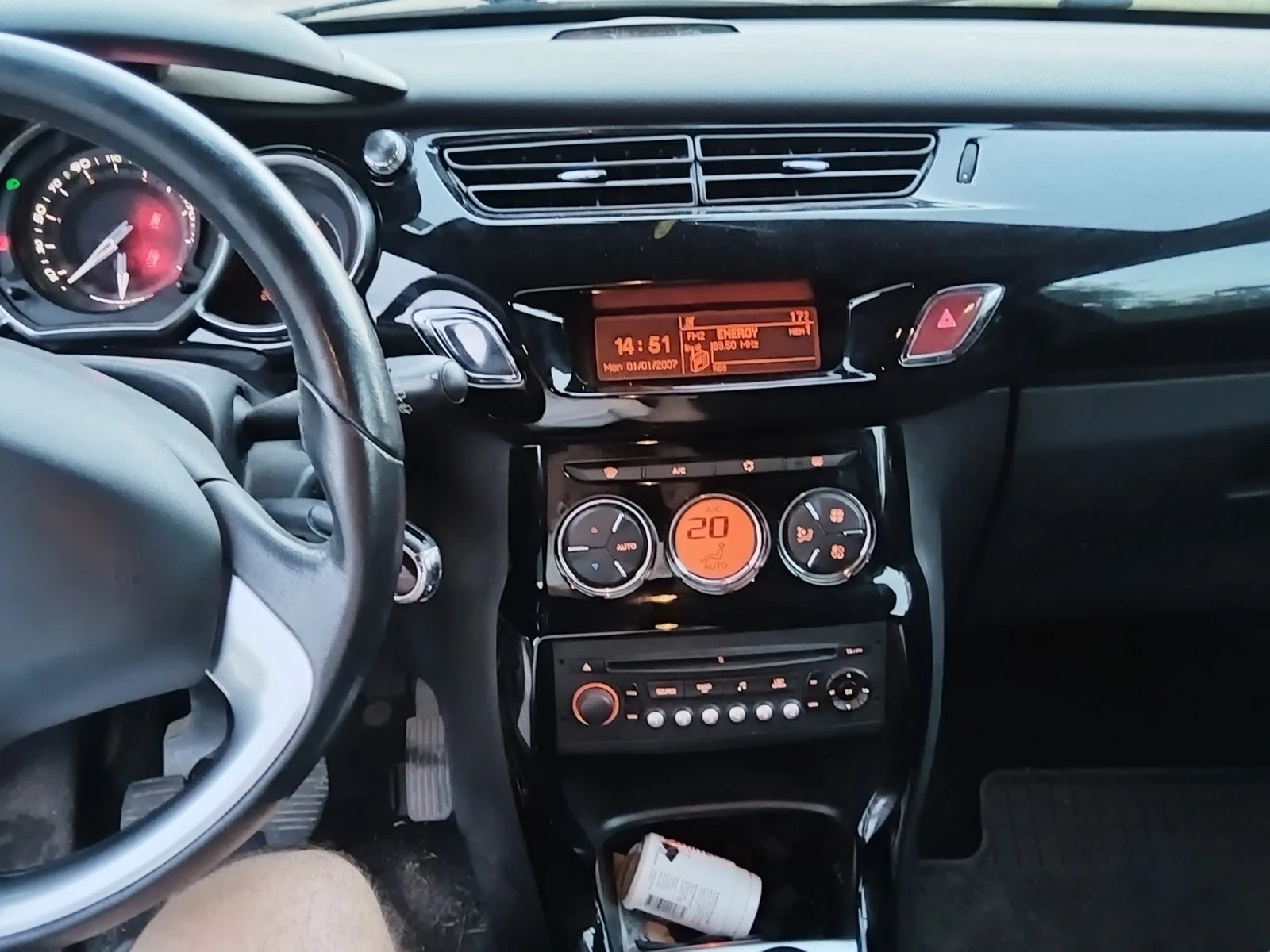 Citroen DS3, снимка 6 - Автомобили и джипове - 56585290
