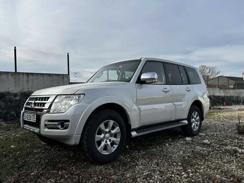 Mitsubishi Pajero sport АВТОМАТИК EURO6D, снимка 3 - Автомобили и джипове - 48565901