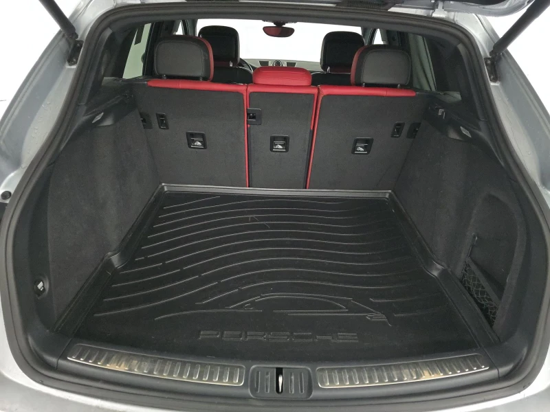 Porsche Macan S* PDK* ПОДГРЕВ* КАМЕРА* КЕЙЛЕС* LANE* ASSIST, снимка 14 - Автомобили и джипове - 52699537